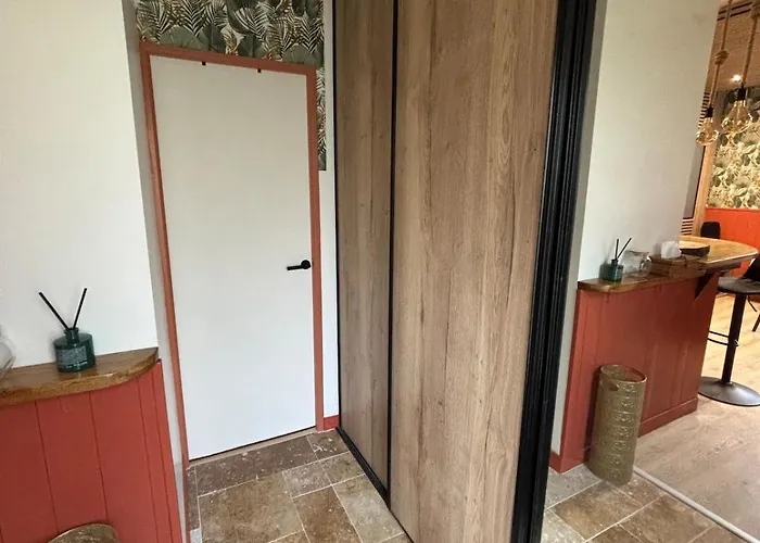 Chateau Saint Corneille - Parc Asterix 15 Min - Base Nautique 아파트 Verberie